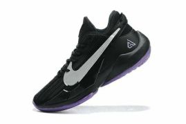Picture of Zoom Freak Basketball Shoes _SKU983973998685015